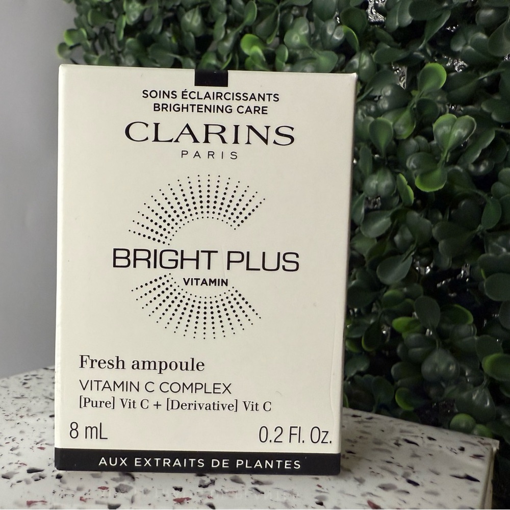NEW Clarins Bright Plus Vitamin C Fresh Ampoule - 8 mL